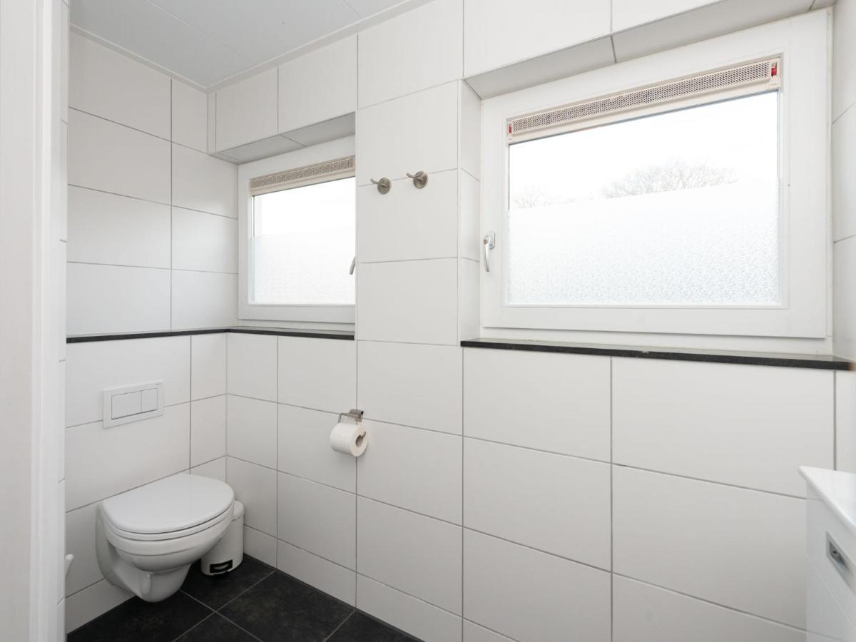 Quaint Apartment In Schoorl Near Tennis Court Екстер'єр фото