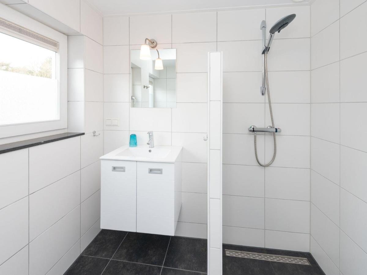 Quaint Apartment In Schoorl Near Tennis Court Екстер'єр фото