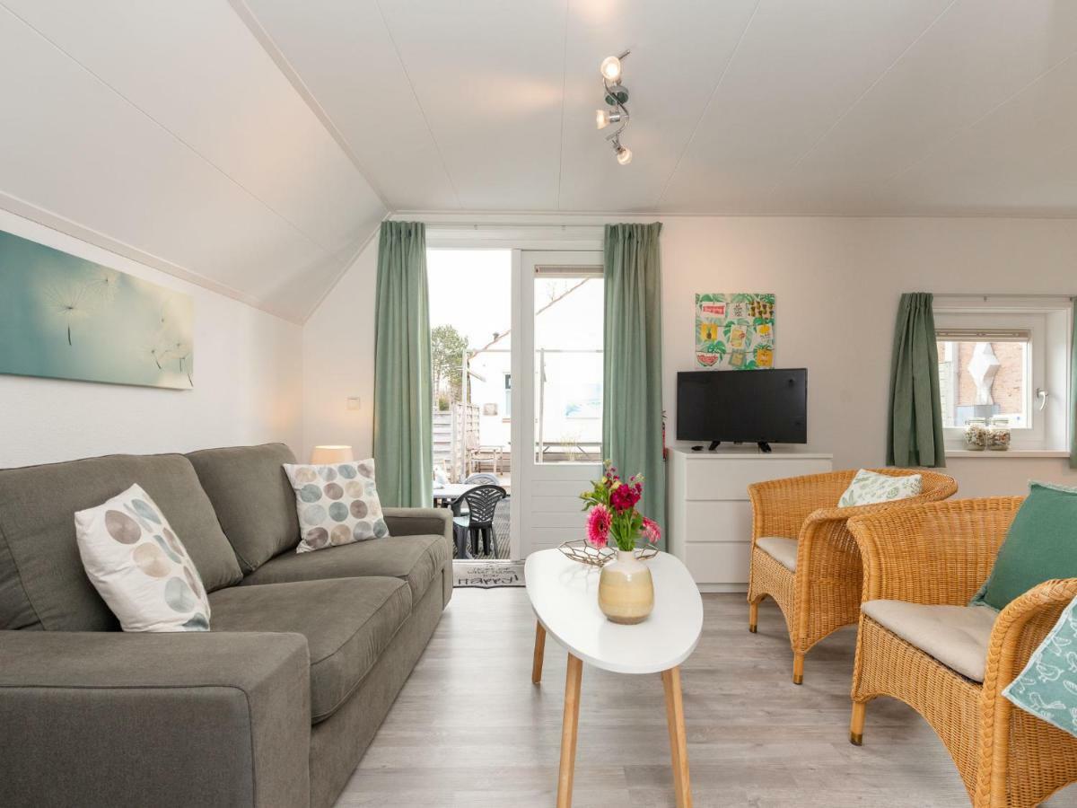 Quaint Apartment In Schoorl Near Tennis Court Екстер'єр фото